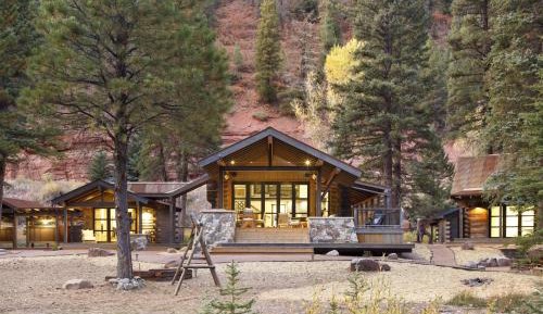 Five-Bedroom Holiday Home