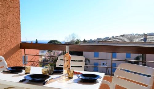 Apartment (4 Adults)