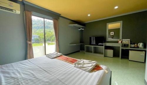 Superior Double Room with Mountain View