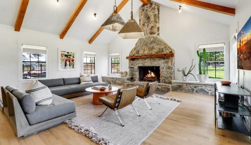 Two-Bedroom Holiday Home