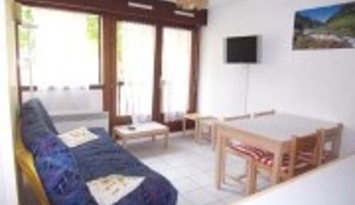 Apartment (4 Adults)