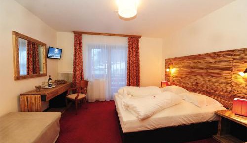 Superior Double Room with Balcony