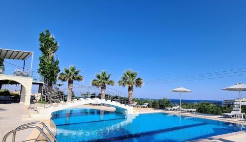 Double or Twin Room with Sea View