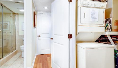 One Bedroom Apartment