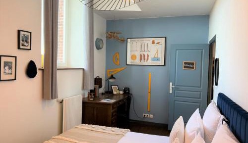 Double Room with Private Bathroom