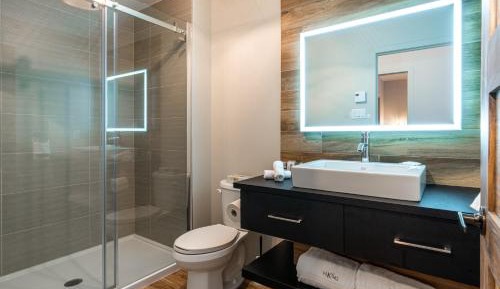 One Bedroom condo, kitchenette, village view