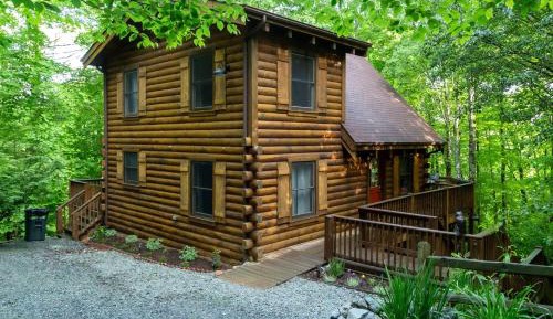 Four-Bedroom Holiday Home