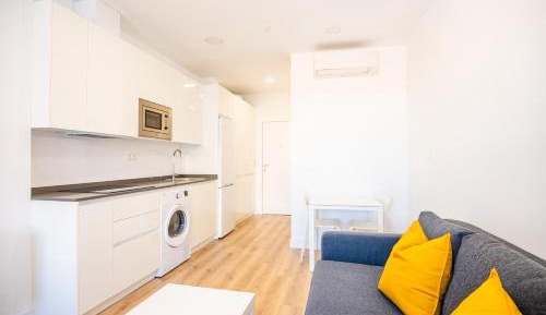 Studio with Sofa Bed