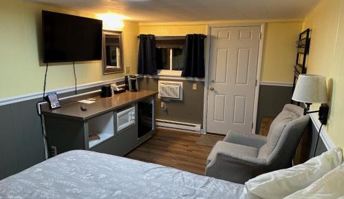 Queen Room