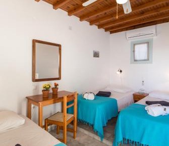 Triple Room with Sea View