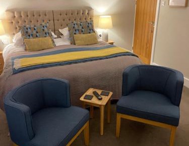 Superior King Room