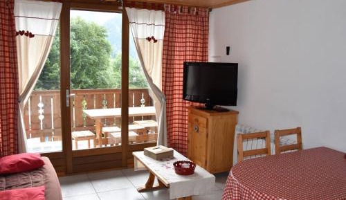 Apartment (4 Adults)