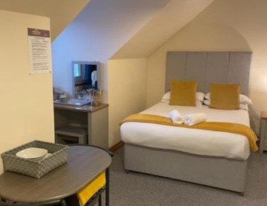 Double Room with Private Bathroom