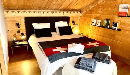 Double Room with Mountain View