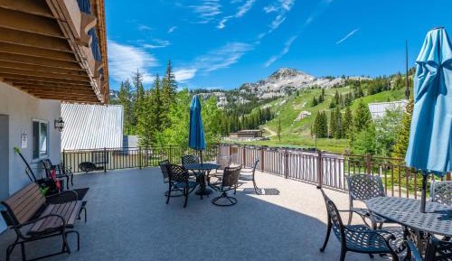 Five-Bedroom Chalet