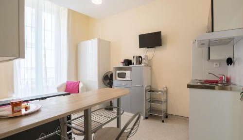 Studio Apartment
