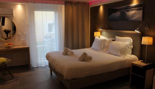 Deluxe Apartment - Ground Floor