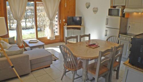 Apartment (5 Adults)