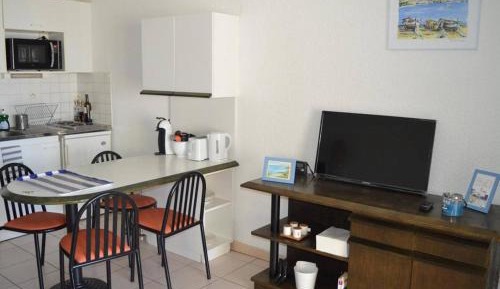 Apartment (4 Adults)