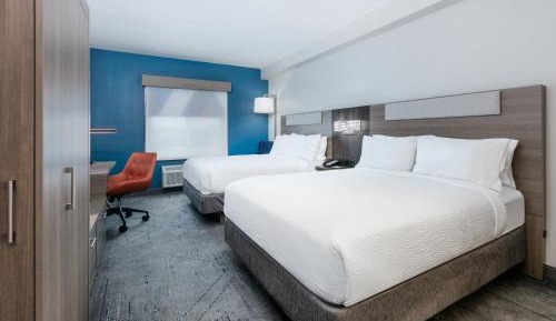 Standard Room with Two Queen Beds