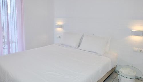 Deluxe Double or Twin Room with Pool View