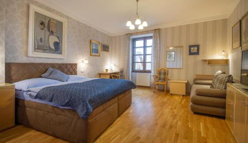 Large Double Room