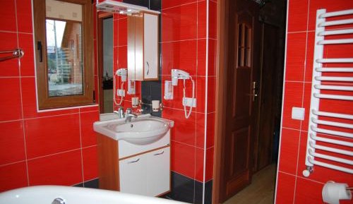 Studio Apartment with Bath