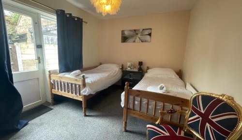 Twin Room En-Suite Ground Floor