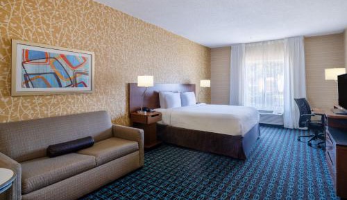 Deluxe King Room