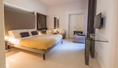 King Suite with Balcony