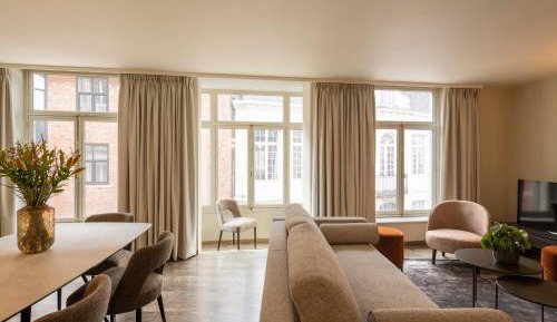 Two-Bedroom Apartment with Terrace (6 pax)