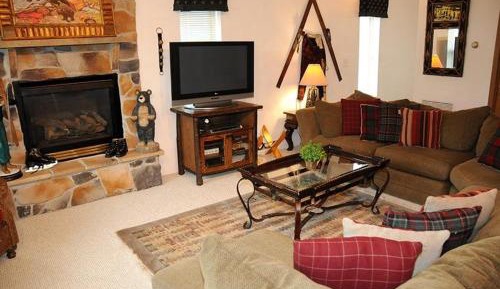 Four-Bedroom Apartment