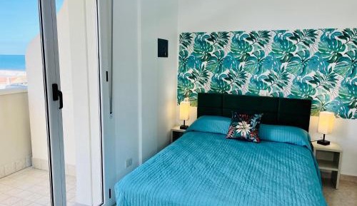 Studio with Sea View