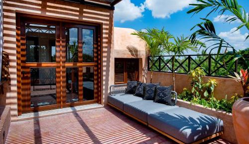 Deluxe Rooftop Suite King