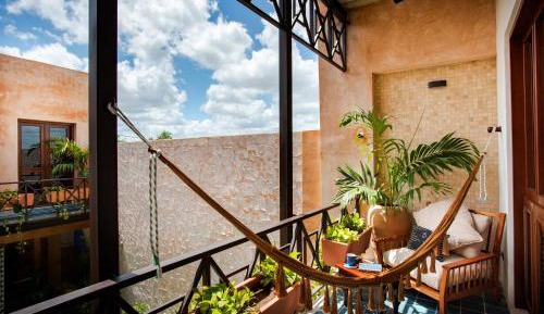 Suite with Balcony -1st Floor King