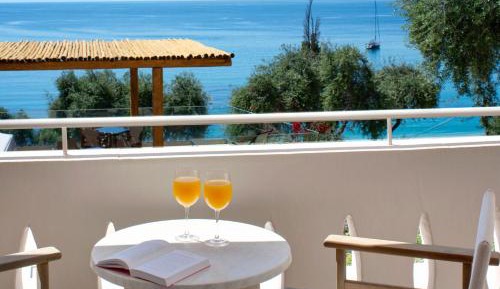 Comfort Double Room with Balcony and Partial View