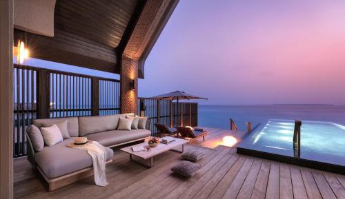 Sunset Ocean Pool Villa 