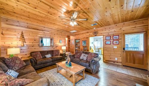 Five Bedroom Holiday Home