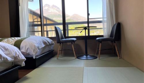 Superior Western Style Room with Tatami Area for 2 People - Adult only