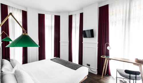 Superior Room with Balcony