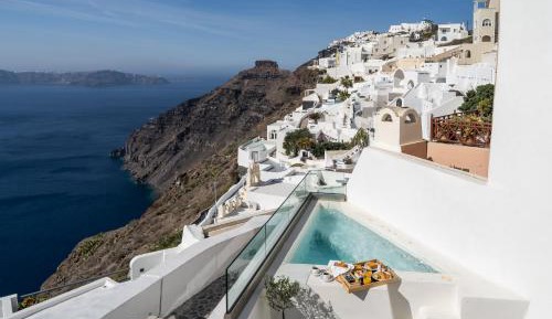 Exclusive Suite with Private Hot tub