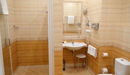 Double or Twin Room with Balcony