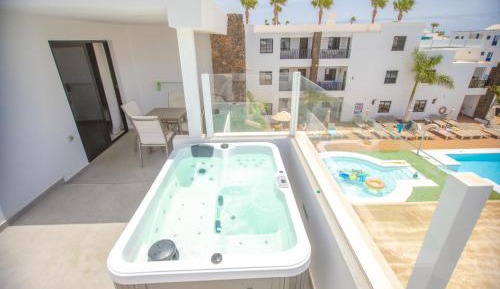 Superior One-Bedroom Apartment