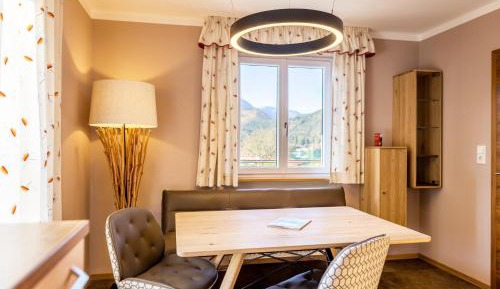 Superior One-Bedroom Apartment with Balcony