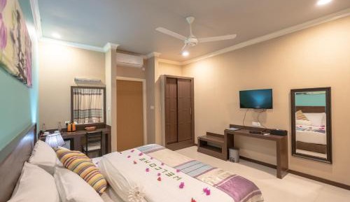 Deluxe Double or Twin Room with Garden View