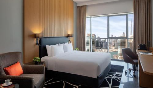 Deluxe Room with Soluna Beach Club Access