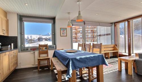 Apartment (6 Adults)