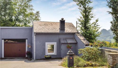 One-Bedroom Holiday Home