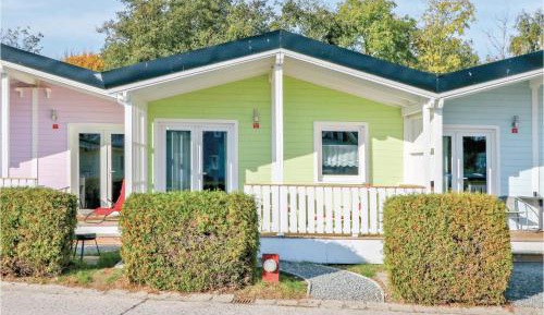 One-Bedroom Holiday Home