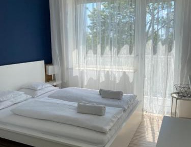 Queen Room with Balcony